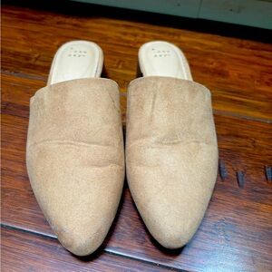 Tan Mules